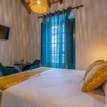 Al-Quivir Suites Kordoba Bagian luar foto