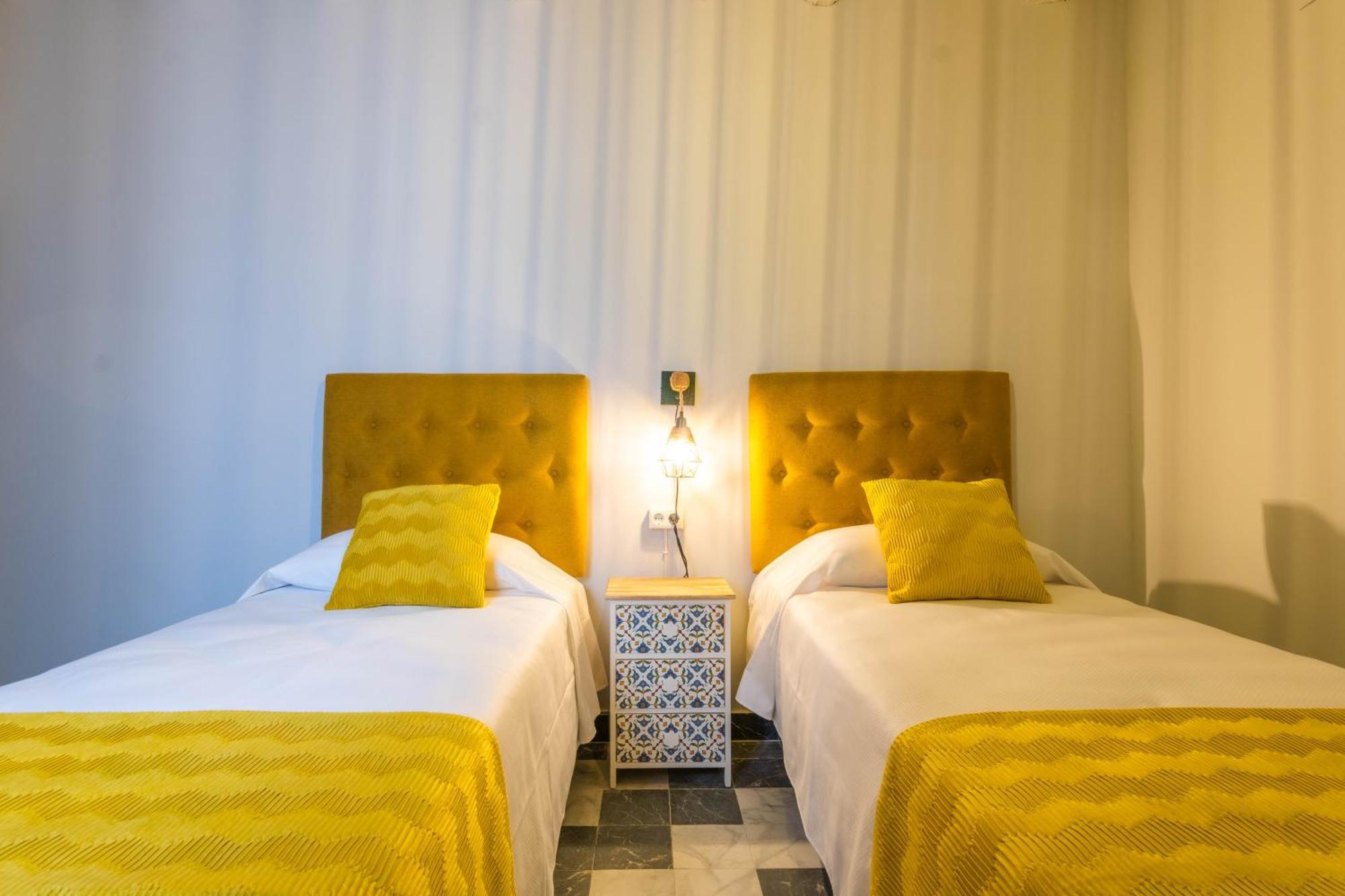 Al-Quivir Suites Kordoba Bagian luar foto