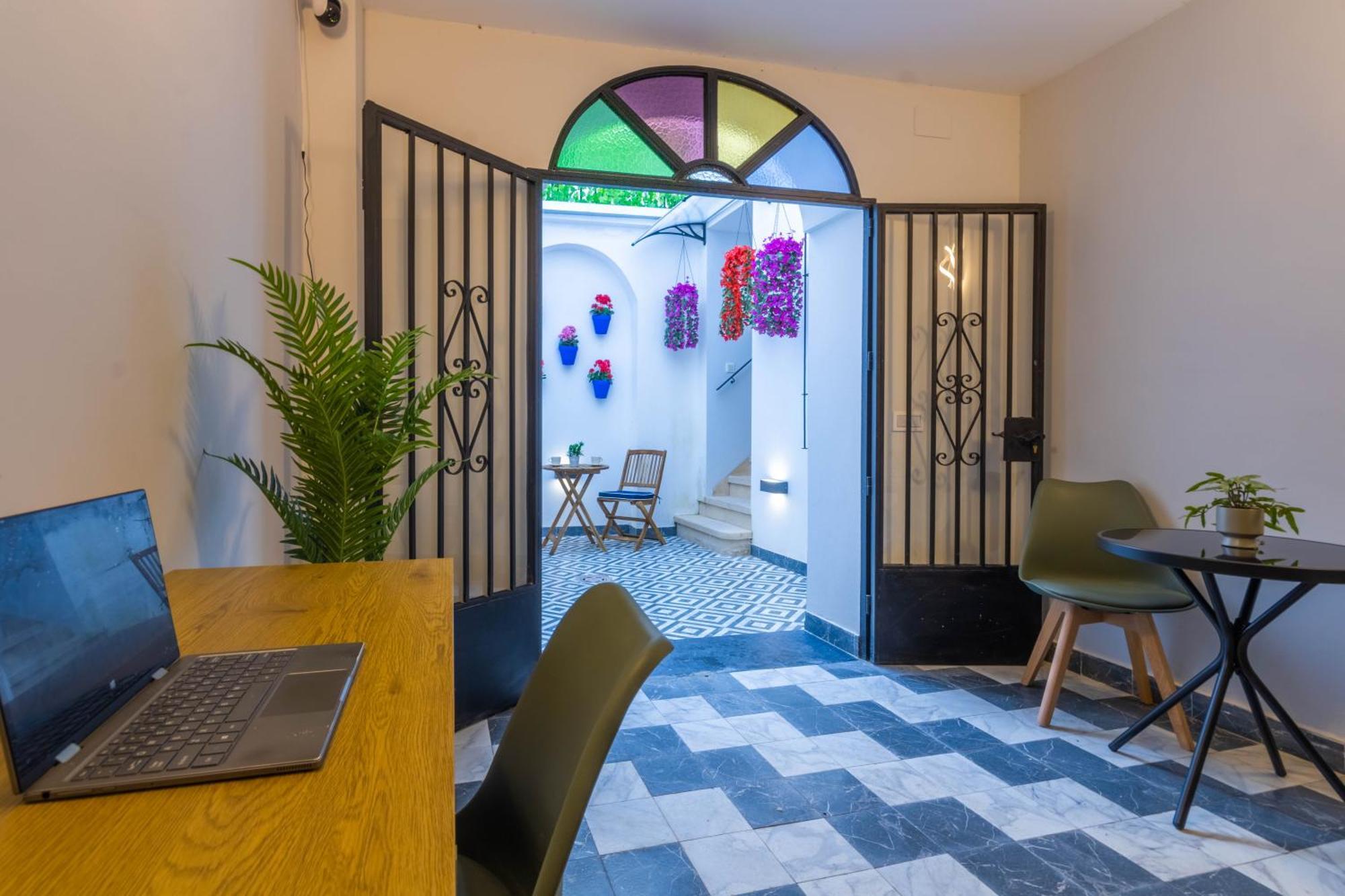 Al-Quivir Suites Kordoba Bagian luar foto